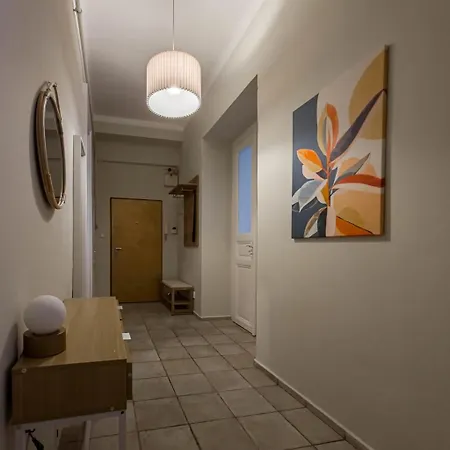 3bdr Spacious And Cozy شقة