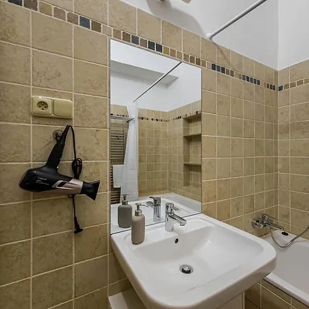 3bdr Spacious And Cozy